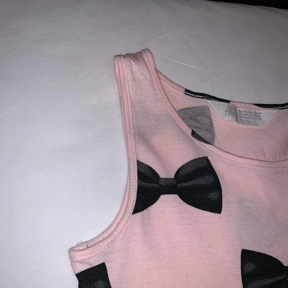 H&M - Picture 2 of 3